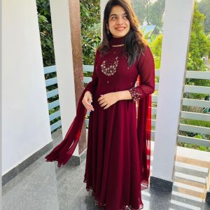 New Launching Super Hit beautiful gown with duppata