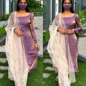 Trendy Blushing Beauty