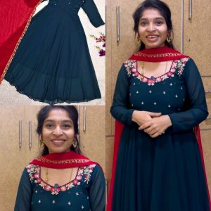 Embroidery Beautiful Thread Work All Over the neckline and beautiful border at duptta ♥️✨