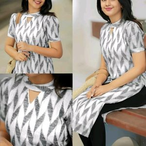 Trendy Pretty Casual Wear Women's Kurtis