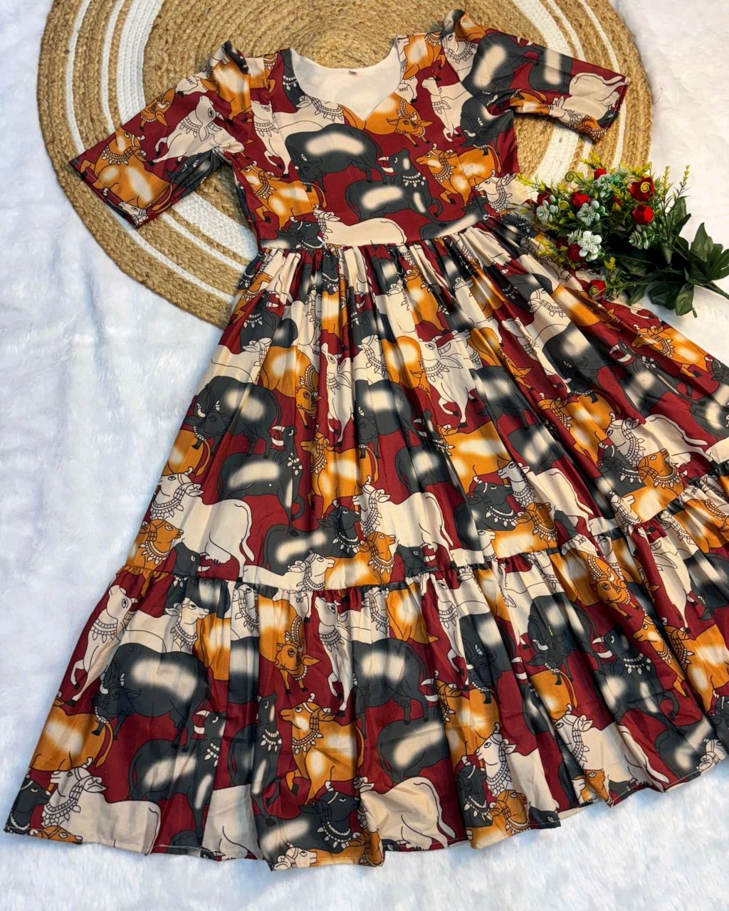 This beautiful kalamkari printed maxi gown made with soft cotton fabric and feeding zip also attached - Image 3