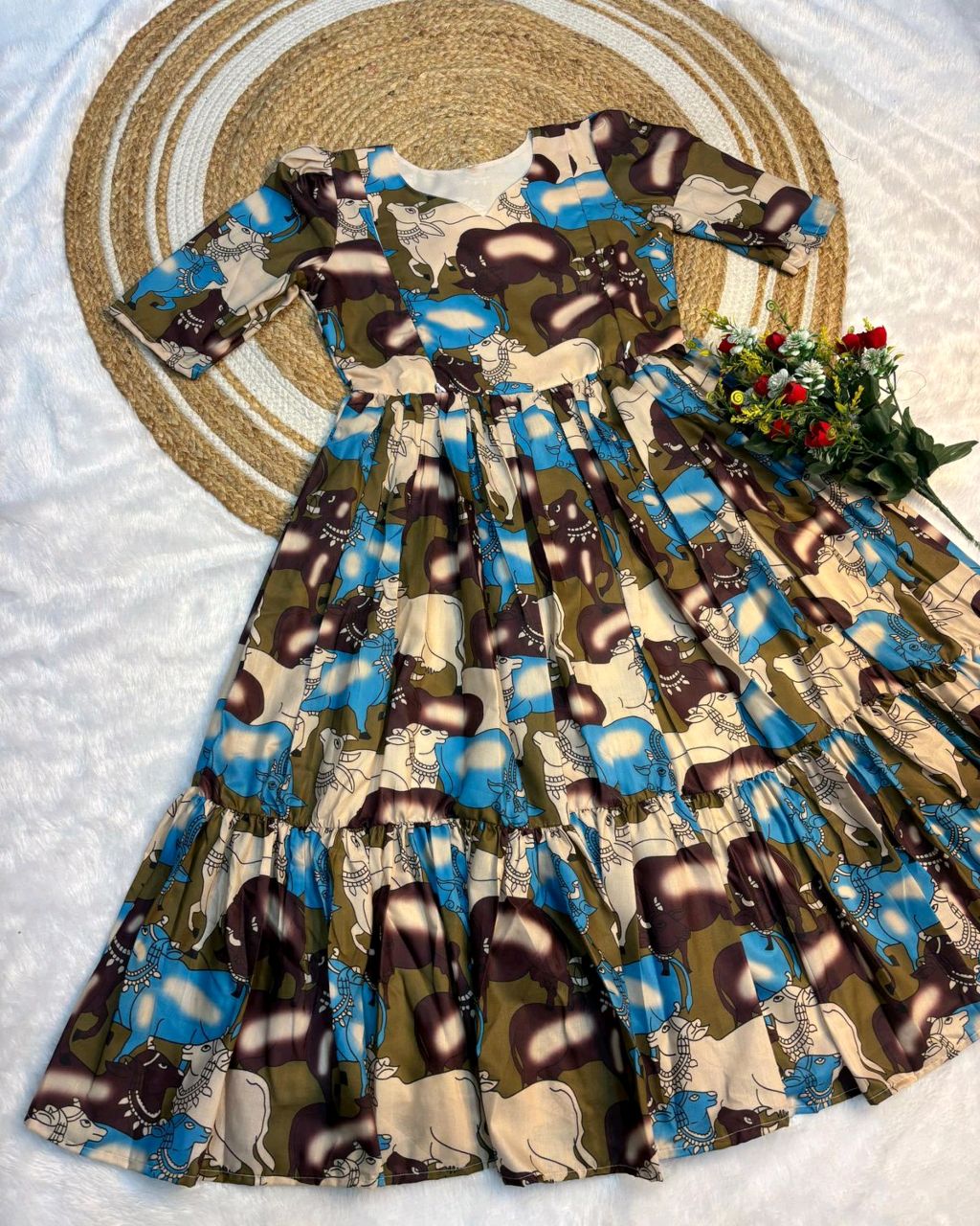 This beautiful kalamkari printed maxi gown made with soft cotton fabric and feeding zip also attached - Image 4