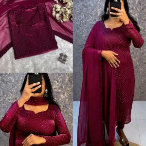 This kurti made with premium soft space silk with diamond work and matching soft georgette dupatta with 4 side lace broder