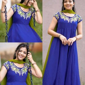 Elegance meets tradition in this Beautiful Georgette Anarkali!