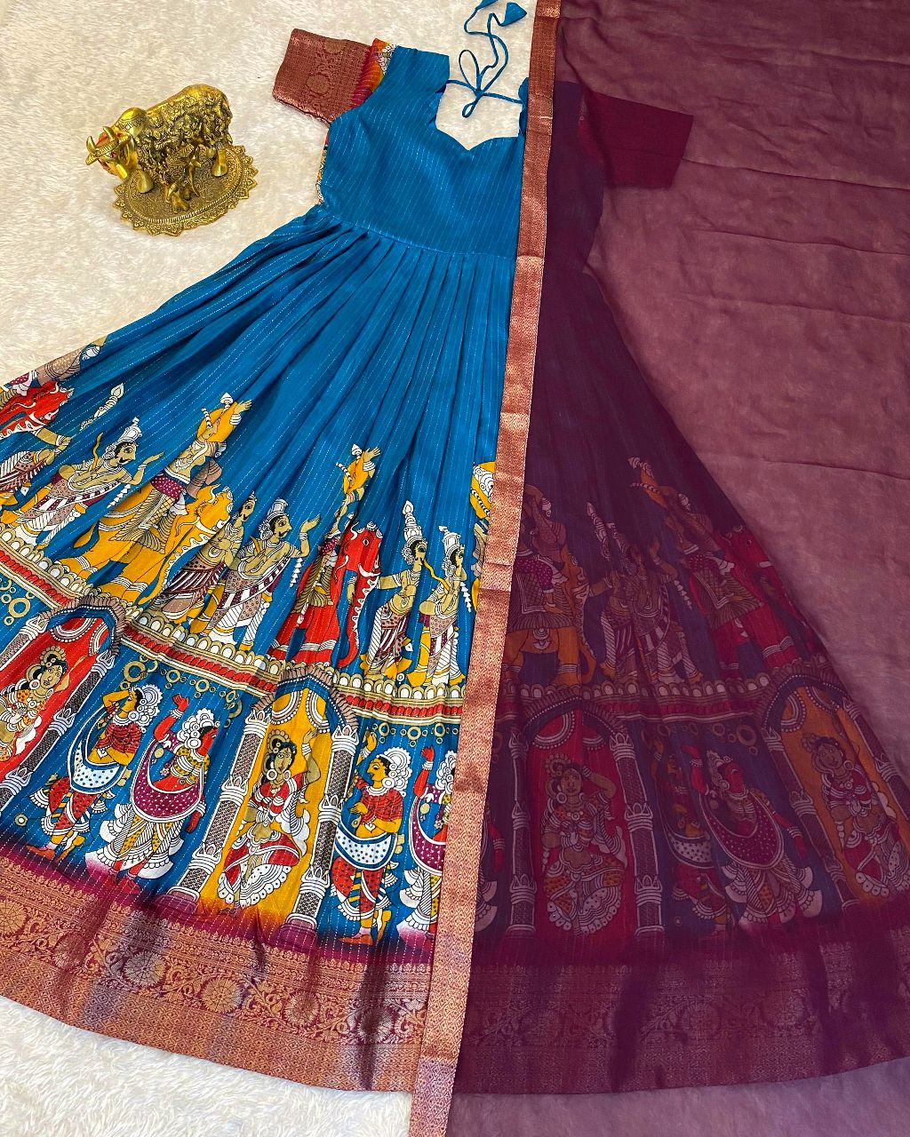 Super trendy reko zari dola silk long gown with georgette dupatta - Image 6