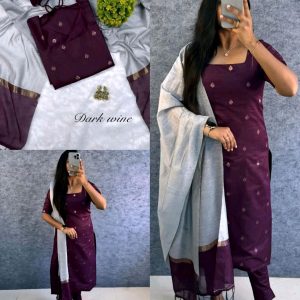 Elevate your style with this stunning pure silk cotton set ethinicwear outfit🥰