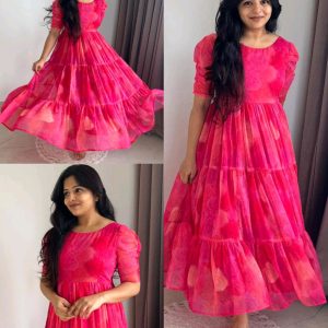 Introducing our latest  essential: the Floral Dress. Crafted for comfort, this easy-breezy dress features a delightful  floral print. With a charming neck detail and playful frill at the flare, it’s perfect for sunny days.