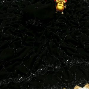 Viral Black beauty..Look classy, Feel Bossy🖤💣