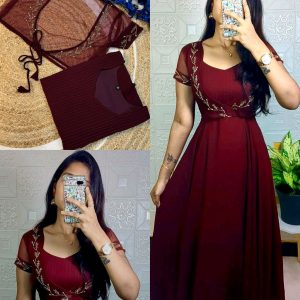 Wear in 2ways ❤️ Gown + Removable coat