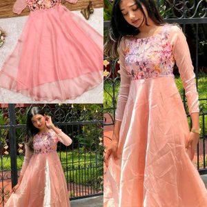 It is a perfect outfit for any small gathering or function