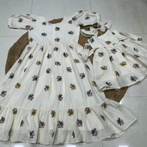 MOM AND DAUGHTER COMBO ORDER SEPARTE