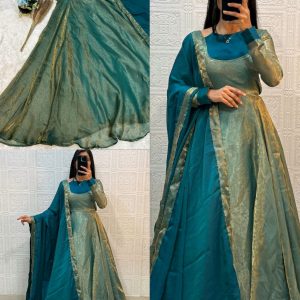 Super Trendy Neck Pattern Model Gow Gown With Dupatta