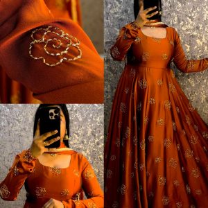 Trendy Own the Festive Spotlight with Mint Elegance