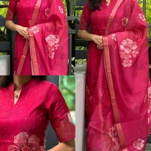 Beautiful Women’s Attractive organza Silk Short Sleeves Printed zari Kurti