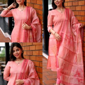 Beautiful Women’s Attractive Kurta Set
