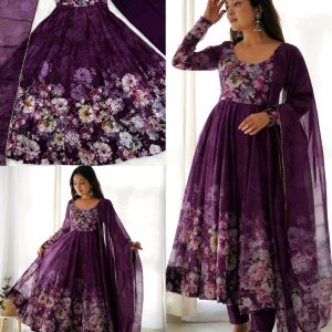 Beautiful look outfit is perfect for upcoming festivities and weddings